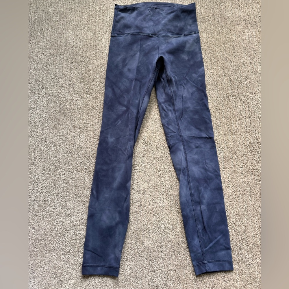 Lululemon Diamond Dye Blue Wunder Under 25” size 4